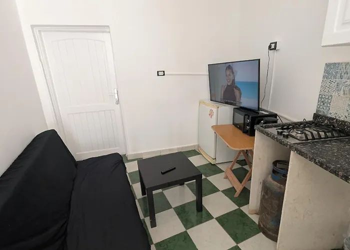 White House دهب